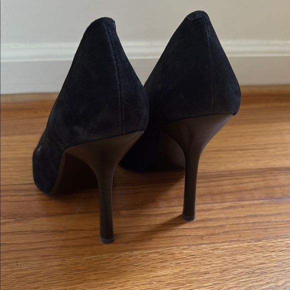 Guess Women 10 Pointed Toe Black Nubuck Leather Suede 4.5" High Heel Shoe - Picture 4 of 5